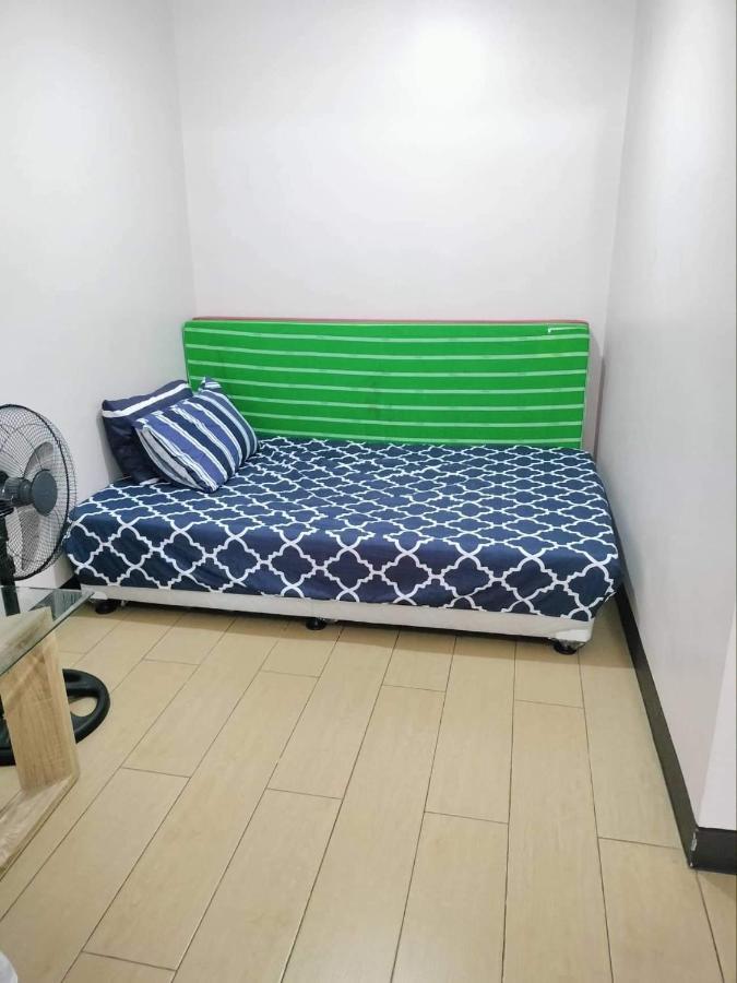 Cubao Manhattanheights Unit 7Ef Tower B, 1Br 马尼拉 外观 照片