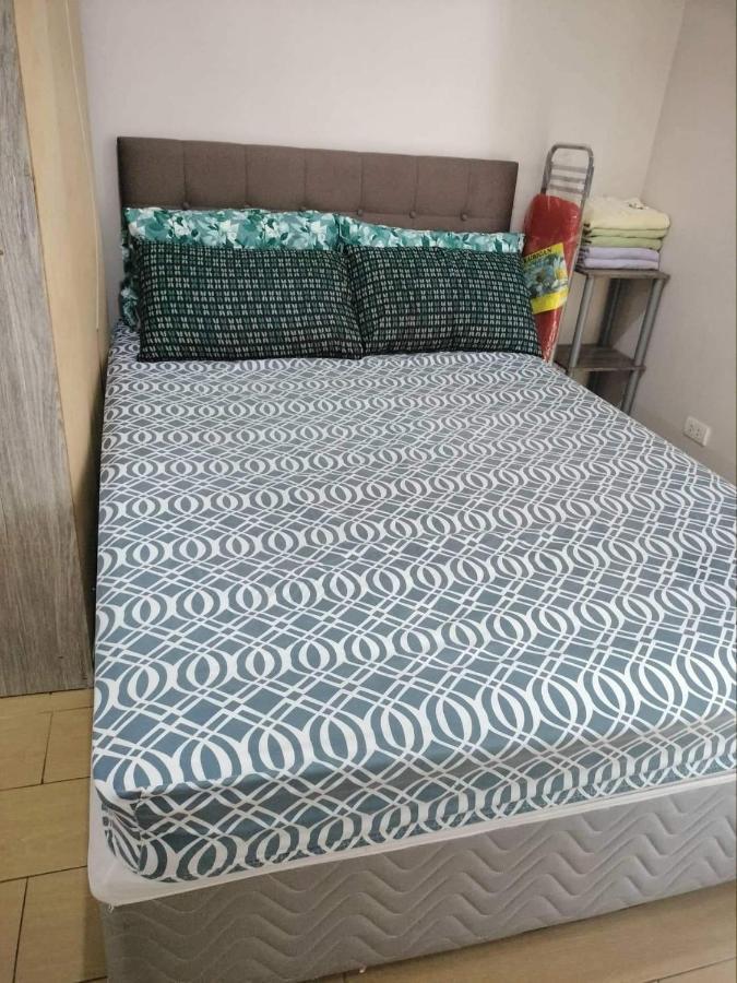 Cubao Manhattanheights Unit 7Ef Tower B, 1Br 马尼拉 外观 照片