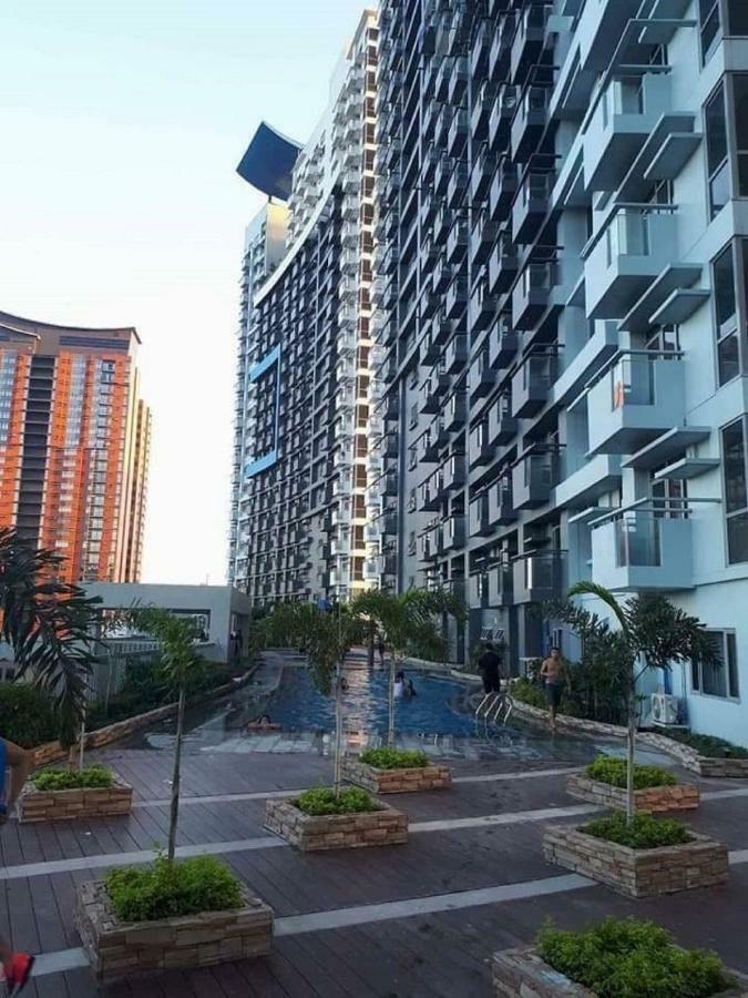 Cubao Manhattanheights Unit 7Ef Tower B, 1Br 马尼拉 外观 照片